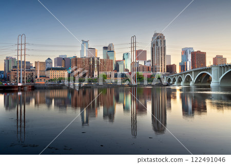 Minneapolis, Minnesota, USA Skyline on the Mississippi 122491046