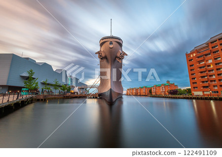 The USS Wisconsin in Norfolk, Virginia, USA The USS Wisconsin in Norfolk, Virginia, USA 122491109