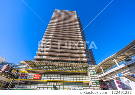 Yokohama cityscape in Japan, overlooking Kamiooka Station and other areas = January 17, 2025 Yokohama cityscape in Japan, overlooking Kamiooka Station and other areas = January 17, 2025 122491222