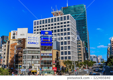 東京都港區北青山市街景（外苑前交叉路口） 122493840