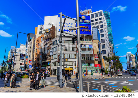 東京都港區北青山市街景(外苑前交叉路口) 東京都港區北青山市街景(外苑前交叉路口) 122493844