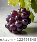 一串美味的葡萄 122493848
