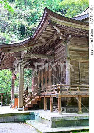 小茂神社,坐落在寧靜的山中,主建築,禮拜殿,澀川市 小茂神社,坐落在寧靜的山中,主建築,禮拜殿,澀川市 122495195