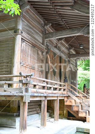 小茂神社，坐落在寧靜的山中，主建築，禮拜殿，澀川市 122495217