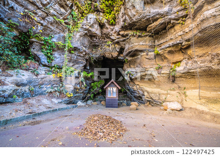 日本橫須賀城市景觀 - 前往觀音崎觀音崎燈塔的路線 - 15C 觀音雕像… 122497425