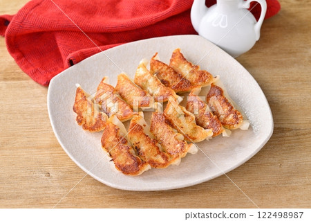 煎餃、餃子、餃子、中餐 煎餃、餃子、餃子、中餐 122498987