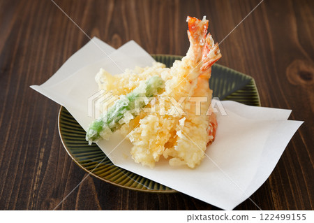 Shrimp tempura 122499155