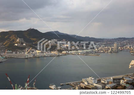 (九州、長崎縣)長崎港和稻佐山 (九州、長崎縣)長崎港和稻佐山 122499705