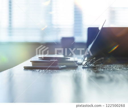 Business scene 122500268