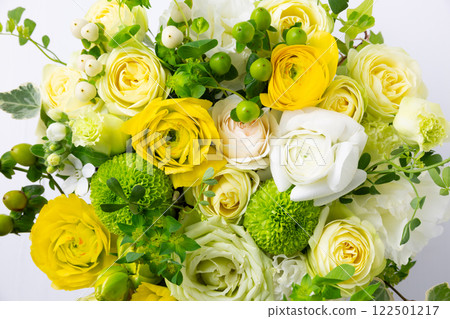 Spring Flower Arrangement 122501217