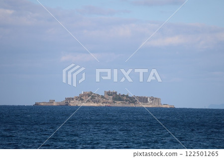 (Diamonds in the Sea/Hashima Island, Nagasaki) Gunkanjima 122501265