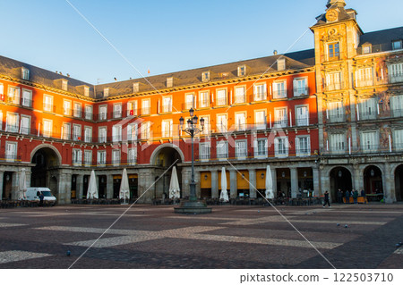Plaza Mayor in the early morning (Madrid, Spain) Plaza Mayor in the early morning (Madrid, Spain) 122503710