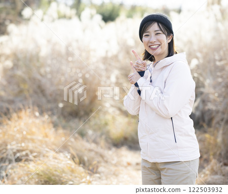 Woman enjoying camping 122503932