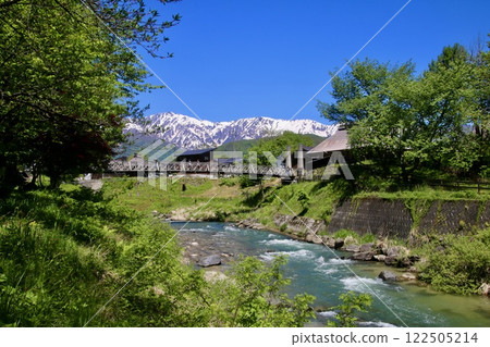北阿爾卑斯的大出吊橋(長野縣白馬村) 北阿爾卑斯的大出吊橋(長野縣白馬村) 122505214
