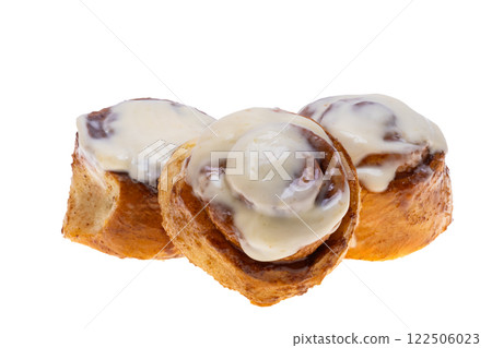 cinnabon isolated cinnabon isolated 122506023