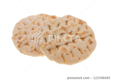 Greek flatbread Pita isolated 122506085
