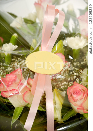 Flowers and blank lable 122509229