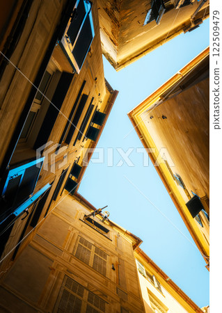 Perspective view from bottom to top in Genoa 122509479