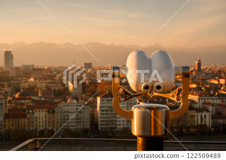 Sightseeing binoculars with Panoramic view of the city of Turin 122509489