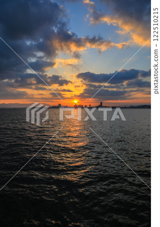 從諾古島看到的第一個日出 從諾古島看到的第一個日出 122510215