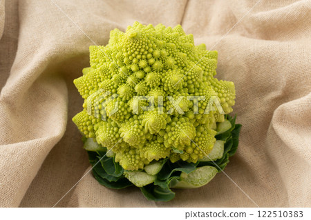 形狀優美的羅馬花椰菜 122510383