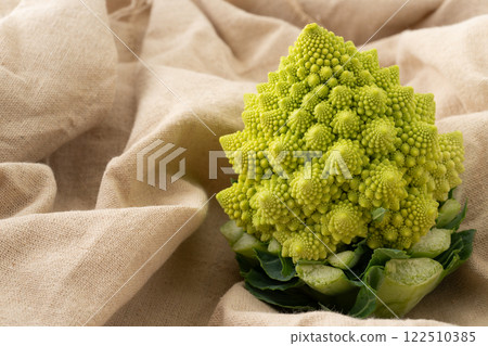 形狀優美的羅馬花椰菜 122510385