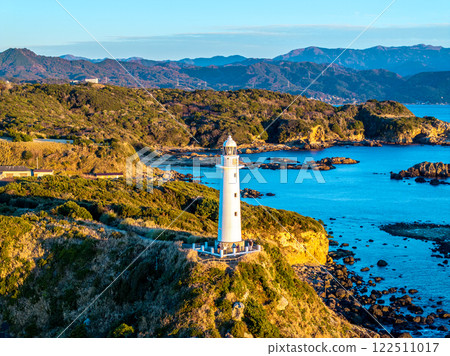 築崎燈塔的黎明(靜岡縣下田市) 築崎燈塔的黎明(靜岡縣下田市) 122511017