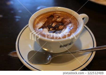 delicious cappuccino 122512489