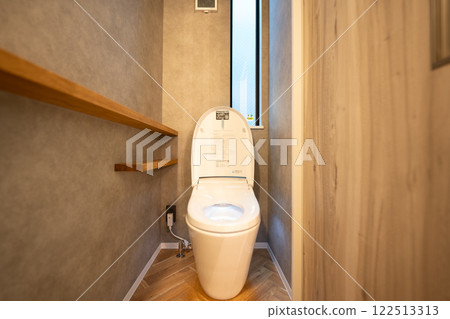 時尚的新廁所 122513313