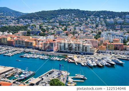 A beautiful coastal view from an observation deck in Nice, France 122514046