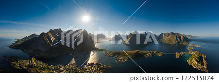 Lofoten is an archipelago in the county of Nordland, Norway. 122515074