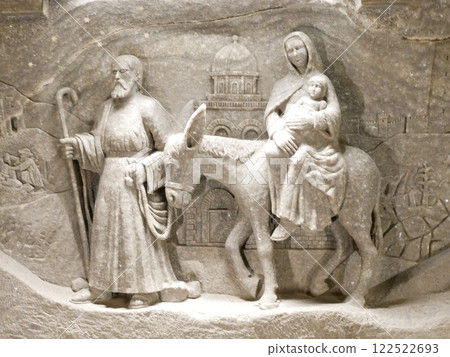 Salt murals in the Chapel of St. Kinga in the Wieliczka Salt Mine (Poland) Salt murals in the Chapel of St. Kinga in the Wieliczka Salt Mine (Poland) 122522693