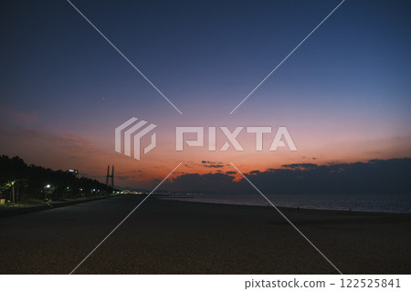 [Rinku Park] Beautiful sunset scenery 122525841