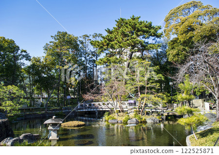Bentendo Pond, Sojiji Temple, Nishiarai Daishi, Tokyo Bentendo Pond, Sojiji Temple, Nishiarai Daishi, Tokyo 122525871