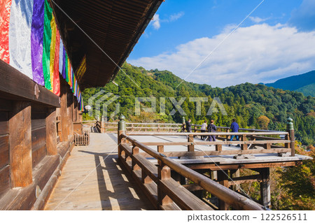 [Hasedera Temple] The main hall of a temple famous as a famous power spot in Nara 122526511