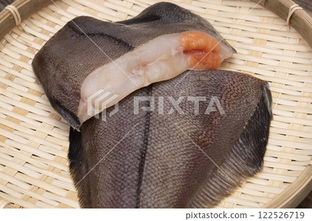 Flatfish, flounder, flatfish with roe 122526719