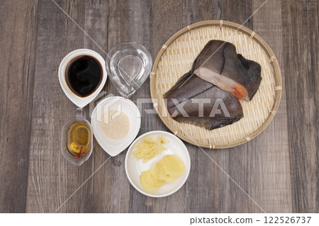 The process of simmering flounder roe 122526737