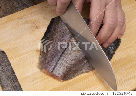 The process of simmering flounder roe 122526743