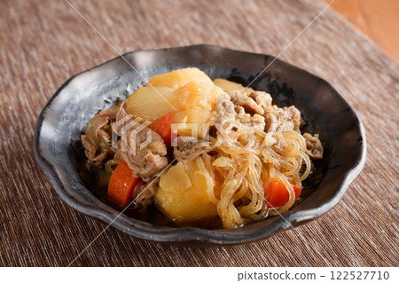 肉和土豆 122527710