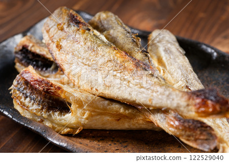 Icefish (komai) dried overnight Icefish (komai) dried overnight 122529040