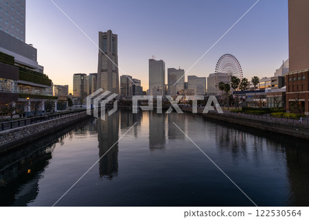 《神奈川縣》橫濱港未來全館點亮/Towers Mirai Light 《神奈川縣》橫濱港未來全館點亮/Towers Mirai Light 122530564