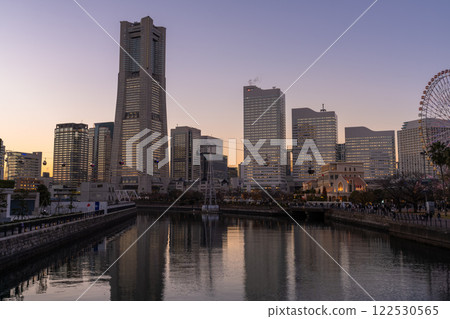 《神奈川縣》橫濱港未來全館點亮/Towers Mirai Light 122530565