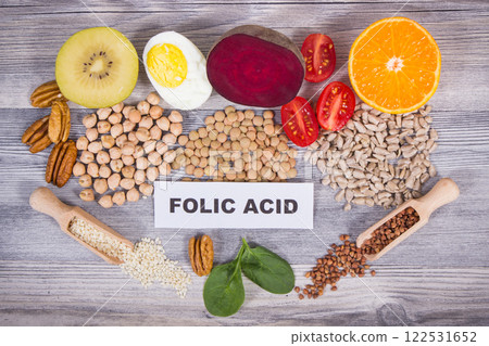 Healthy nutritious food as source natural vitamin B9, fiber and other minerals 122531652