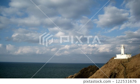 Winter sky, Cape Kakuda Lighthouse and the Sea of Japan 122531676