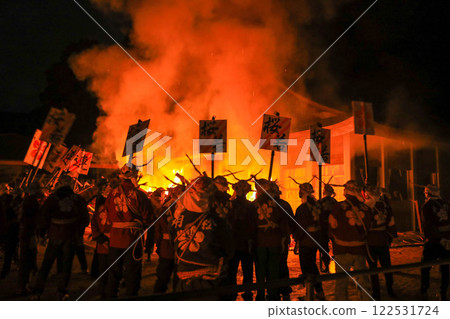 Dazaifu Tenmangu Shrine Onisube Ceremony 122531724