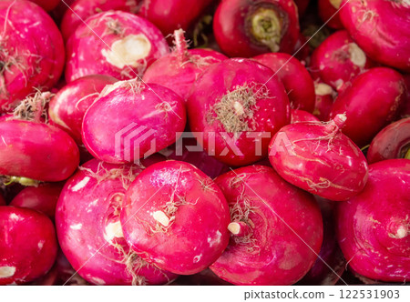 Freshly dug and washed red turnips. Turnips are rich in vitamin C and other antioxidants, which help strengthen the immune system 122531903