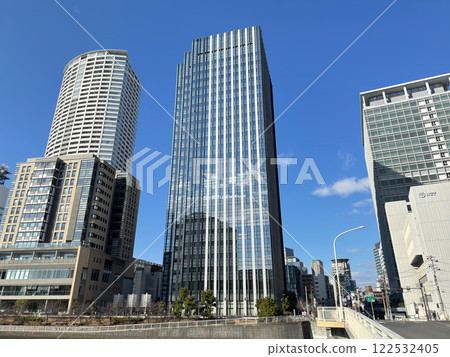 Osaka Nakanoshima Joint Government Building (Fukushima, Fukushima-ku, Osaka City), which houses the Osaka District Public Prosecutors Office and other offices Osaka Nakanoshima Joint Government Building (Fukushima, Fukushima-ku, Osaka City), which houses the Osaka District Public Prosecutors Office and other offices 122532405