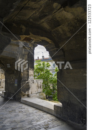 Amphitheatre, Nimes, France 122533723