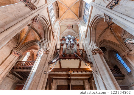 Notre-Dame Collegiate Church of Semur-en-Auxois, france Notre-Dame Collegiate Church of Semur-en-Auxois, france 122534502