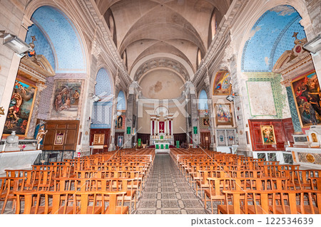 Les Arcs, saint jean-baptiste church, Var, Provence, France Les Arcs, saint jean-baptiste church, Var, Provence, France 122534639